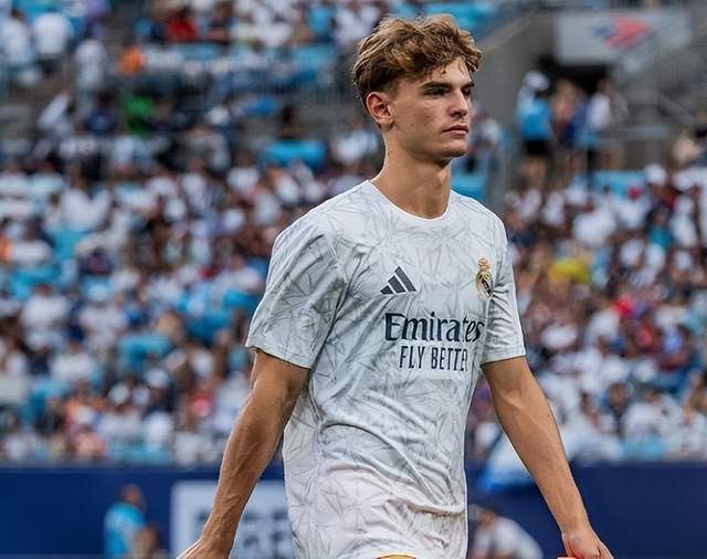 過早鎖定資 過早鎖定資